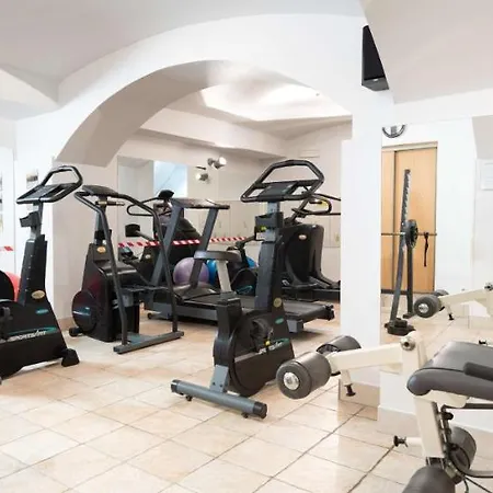Ξενοδοχείο Western Prima
