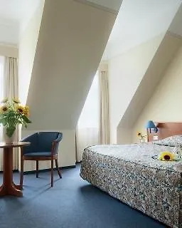 Western Prima Hotel