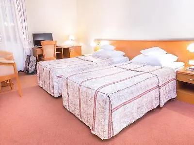 Western Prima Hotel