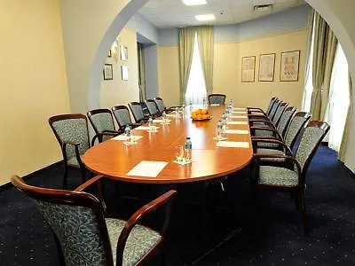 Western Prima Hotel